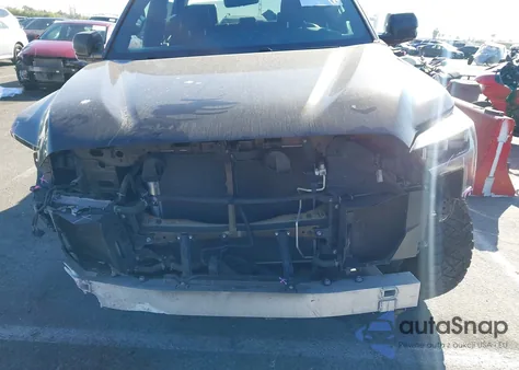 2022 Toyota Tundra 1794 Edition из США, поврежденный, VIN 5TFMA5DB0NX021324